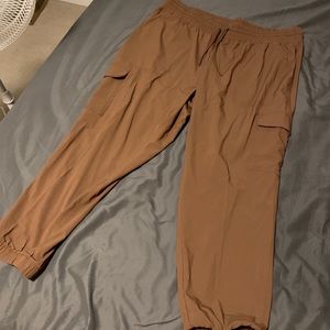 Old Navy Women’s Lightweight Joggers